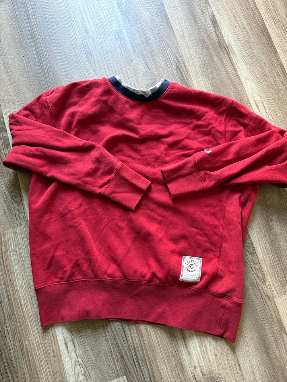 Champion Red Crewneck Sweatshirt with Contrast Collar